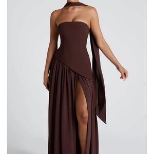 Chic Strapless Brown Gown